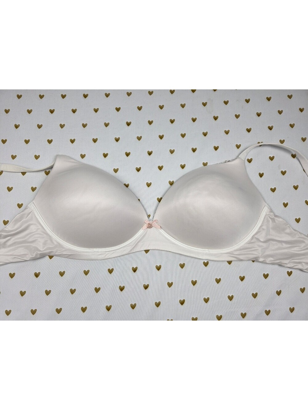 Victoria's Secret Body By Victoria Wireless No Wire White Bra 40C